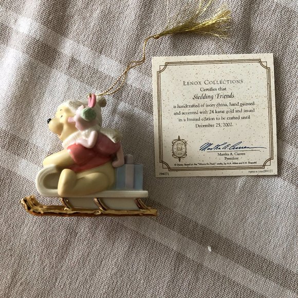 Lenox Ornament from Disney Showcase Collection Winnie the Pooh Sledding Friends - Picture 3 of 6